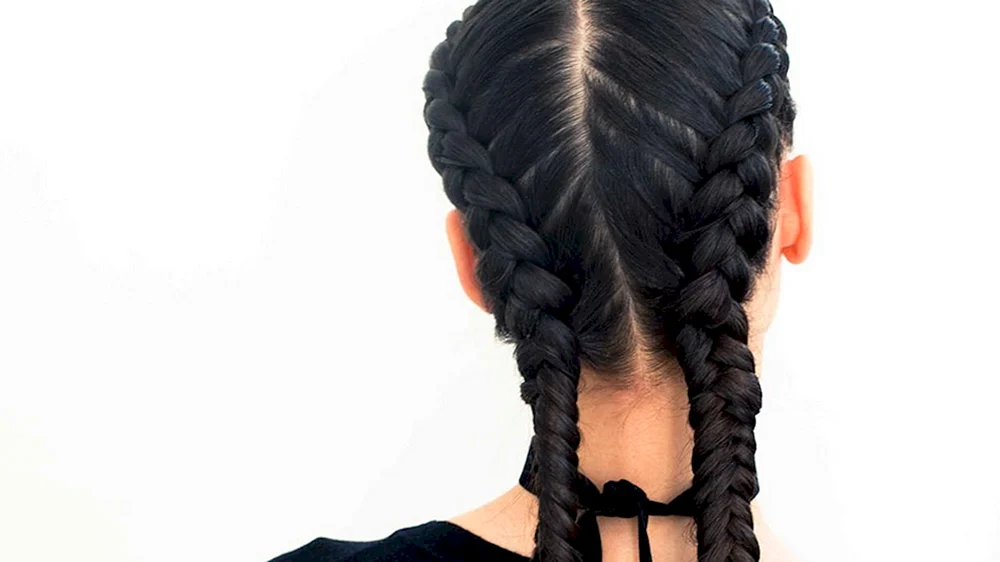 Flechtzopf auf losem Haar