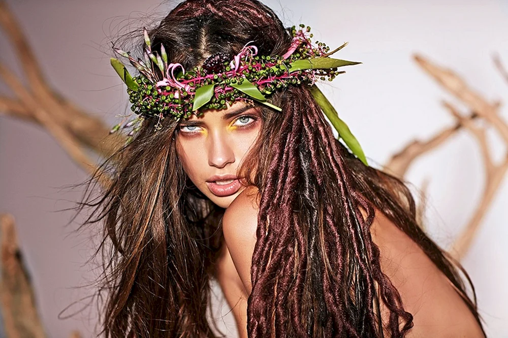 Adriana Lima Amazon