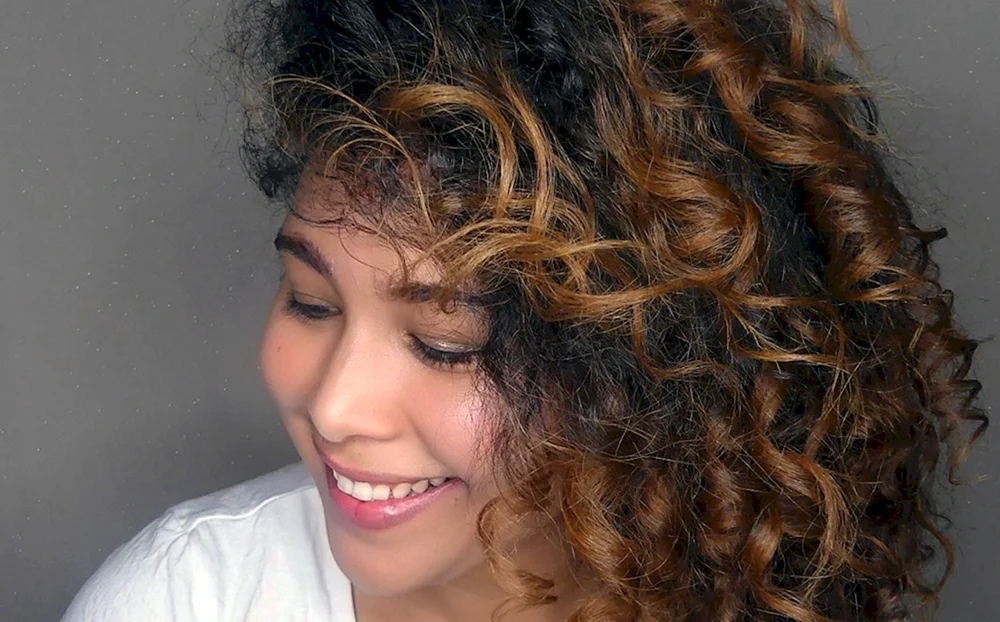 Afro-Locken Shakira