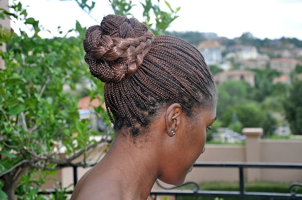 Afro Zöpfe mit Zöpfen