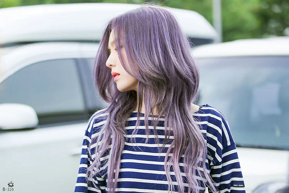 Airene rotes samtiges lila Haar
