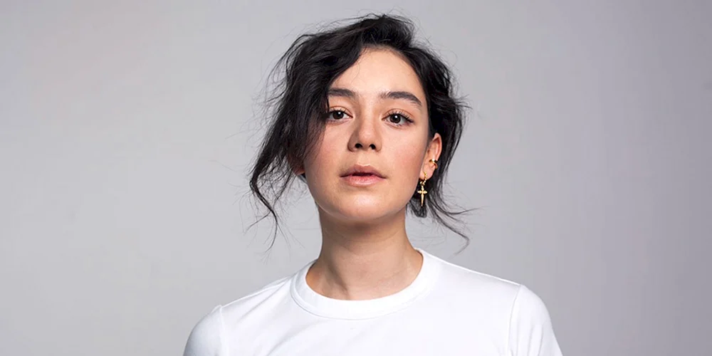 Aisulu Azimbayeva Schauspielerin