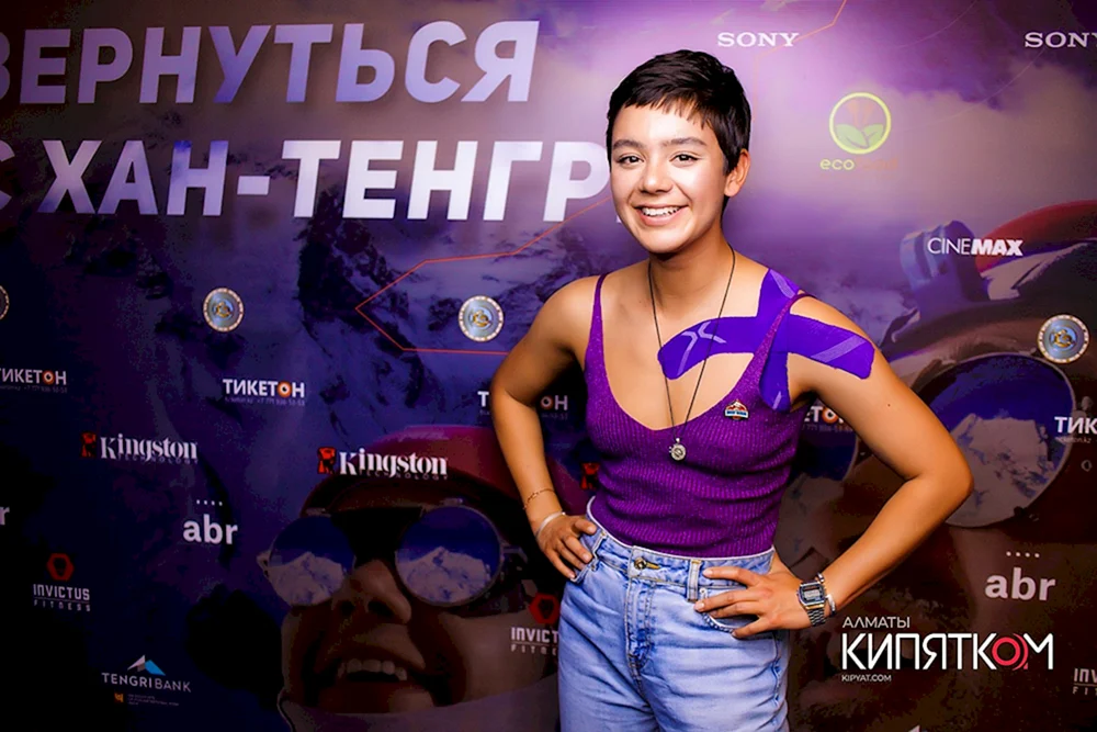 Aisulu Azimbayeva Patriot 2