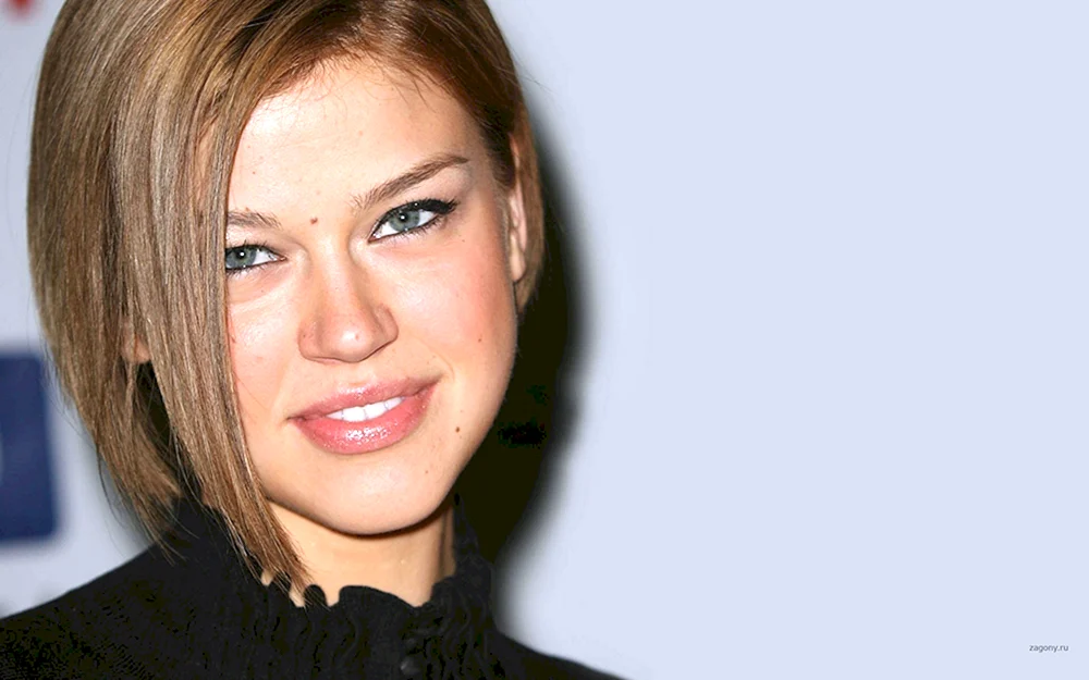 Adrianne Palicki 2022