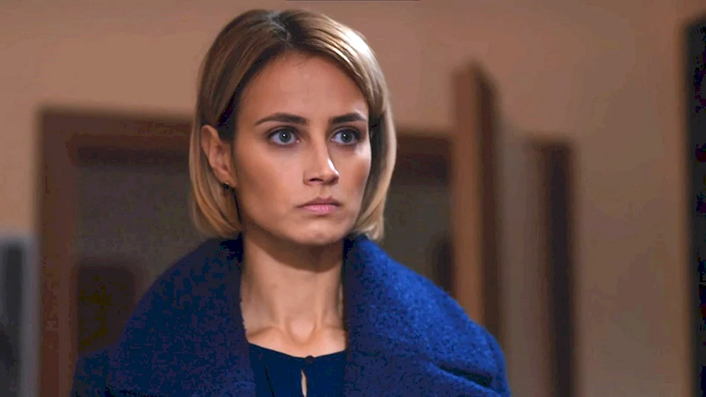 Alyona Kolomina Schauspielerin