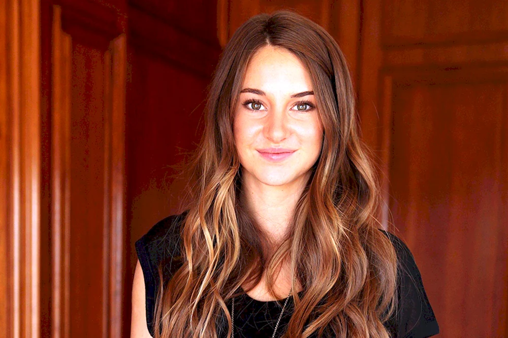 Shailene Woodley 2021
