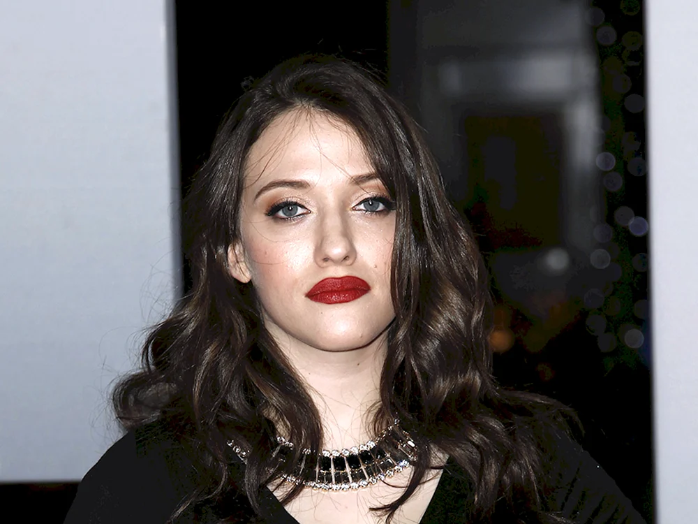 Kat Dennings Wachstum