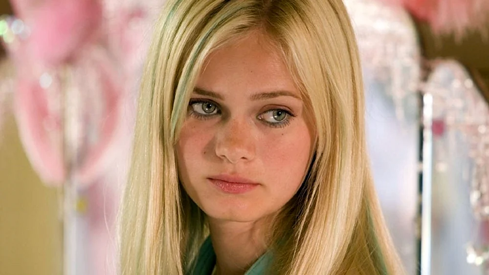 Sara Paxton