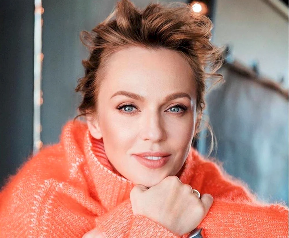 Albina Borissovna Dzhanabayeva SängerinAlbina Borissovna Dzhanabayeva