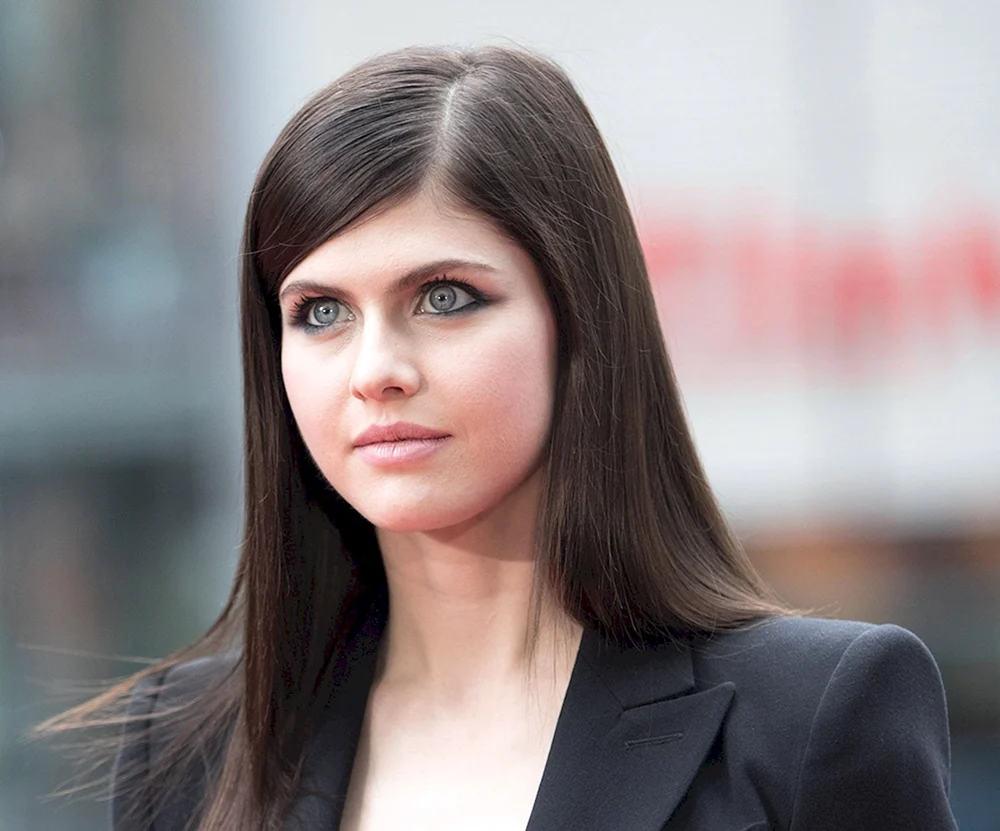Alexandra Daddario