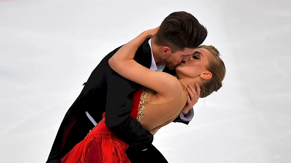 Alexandra Stepanowa und Iwan Bukin