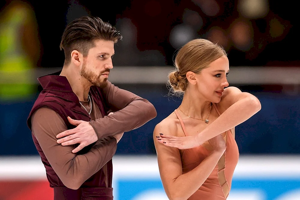 Alexandra Stepanowa und Iwan Bukin
