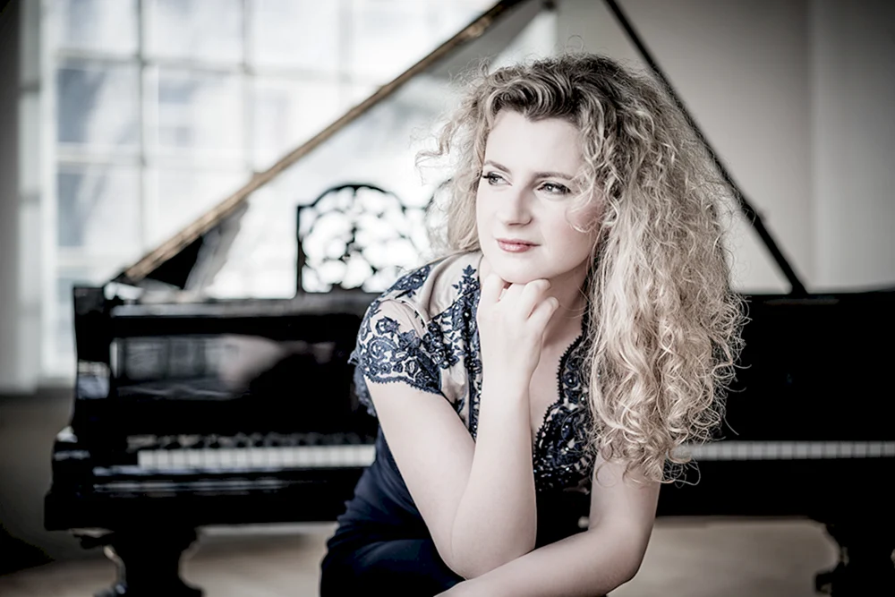 Alexandra Schiwowa Schauspielerinnen