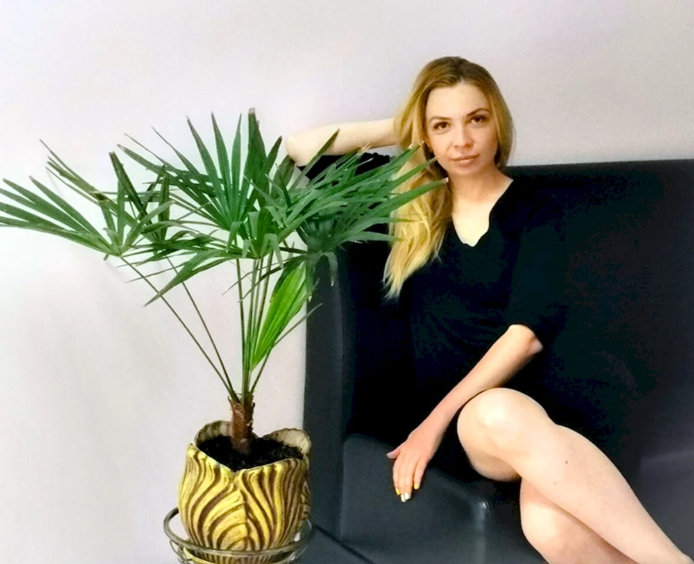 Maria Lugovaya Rothaarige Serie