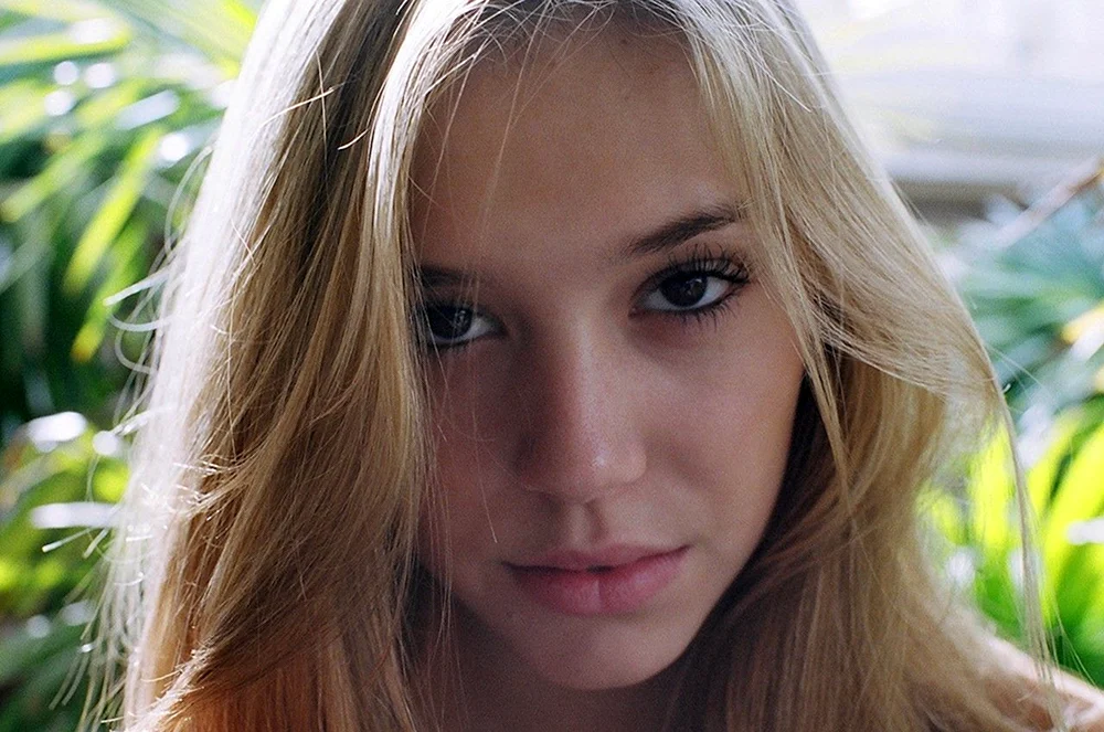 Alexis REN Alexis Ren