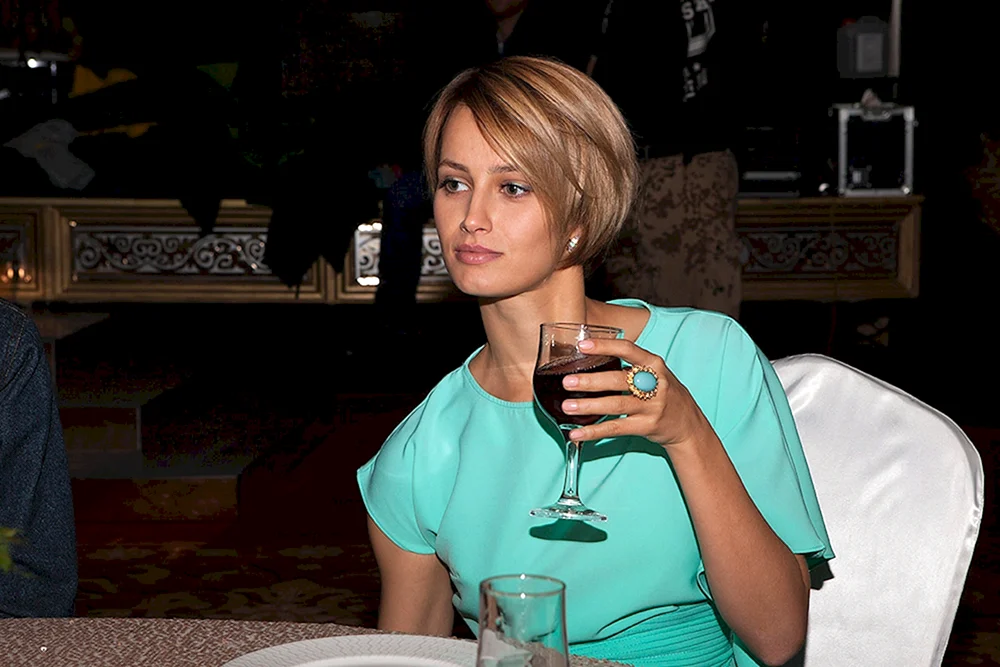 Alyona Kolomina Schauspielerin
