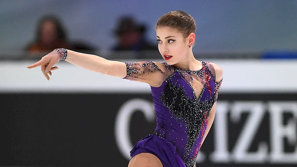 Alyona Kostornaja Eiskunstläuferin