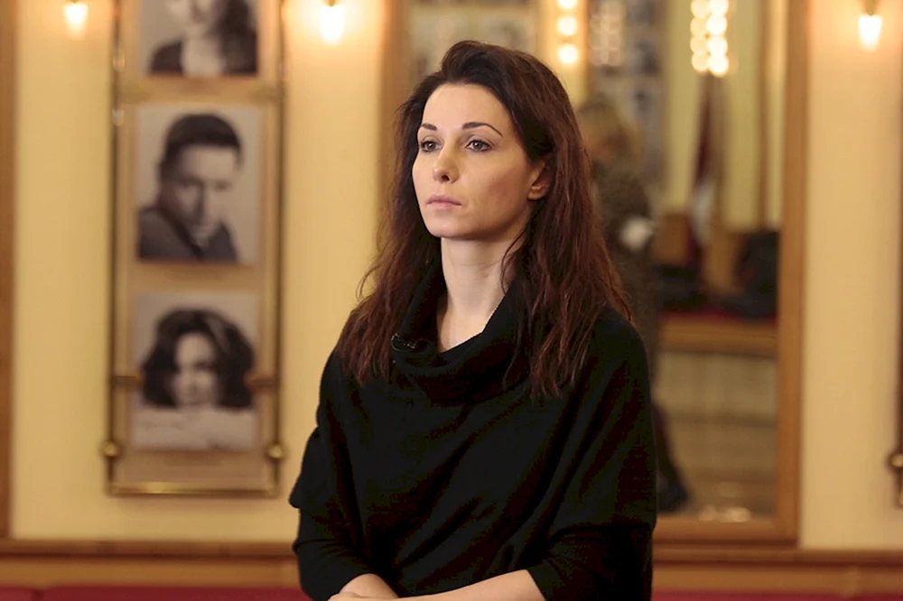 Aleqsandra Ursuliak Schauspielerin