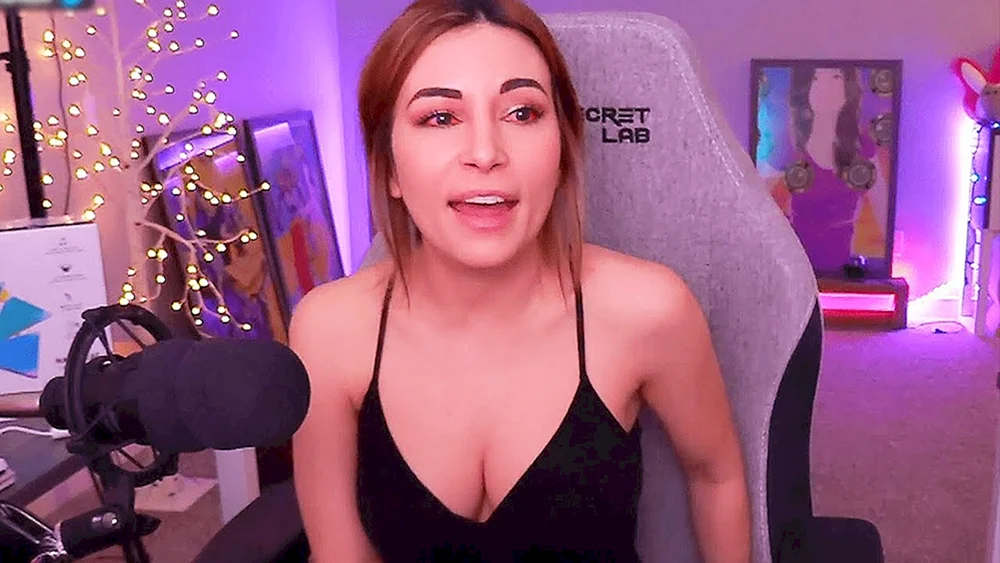 Alinity Divine