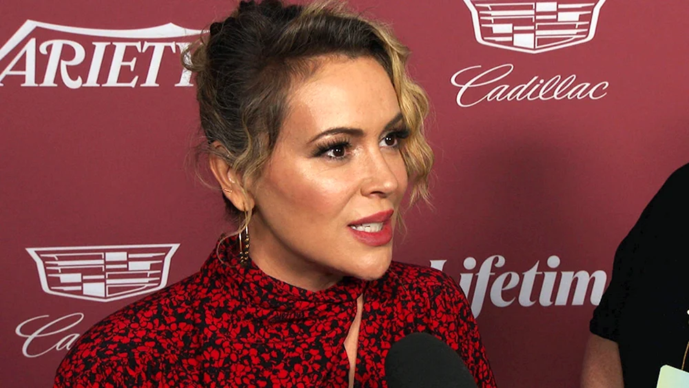 Alyssa Milano jetzt 2022 ohne Make-up