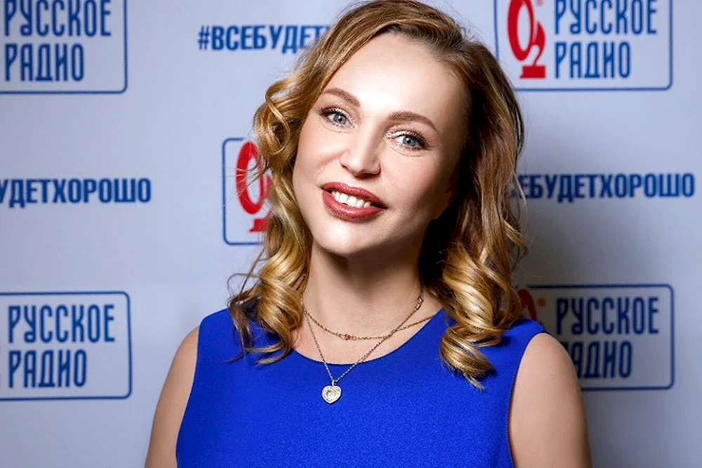 Alla Dovlatova Radiomoderatorin