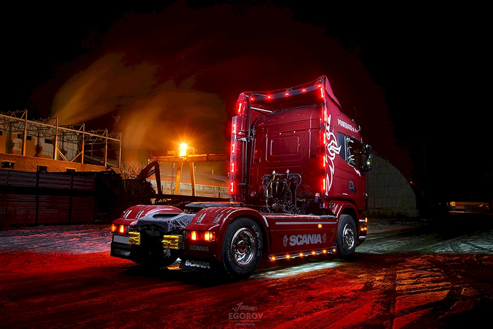 DAF XF 105 Fernverkehrs-Lkw