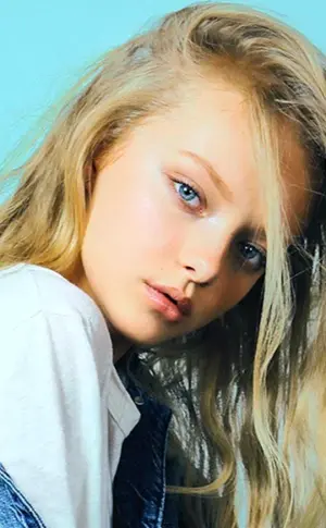 Amiah Miller 2014