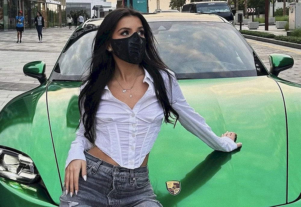 Amina tenderlybae