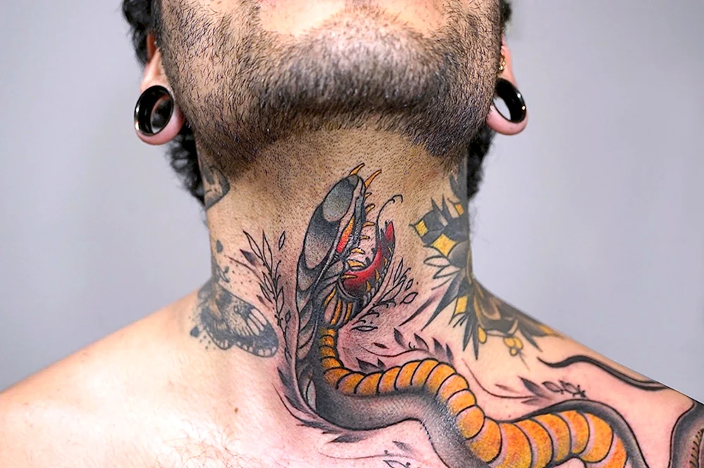 Tattoo Schlange am Arm