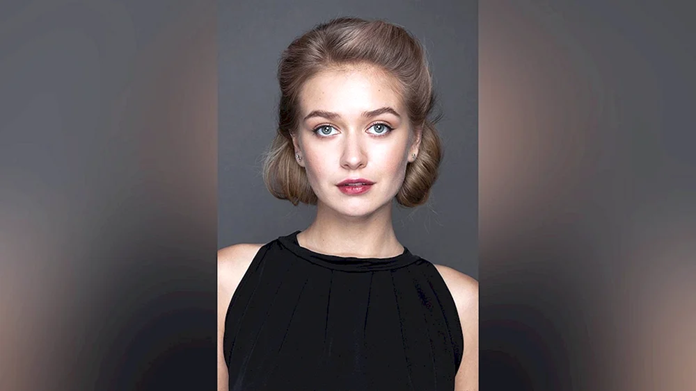 Anastasia Kalashnikova Triade