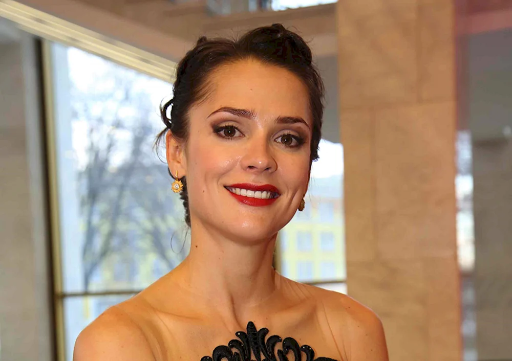 Anastasia Mikulchina Schauspielerin