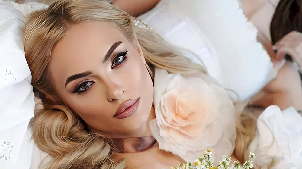 Anastasia Useeva Pflaume