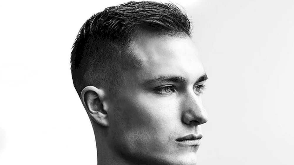 Colton Haynes Kurzhaarschnitt