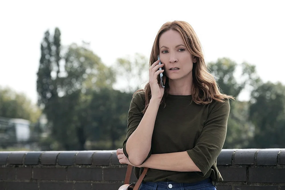 Angela Schwarz