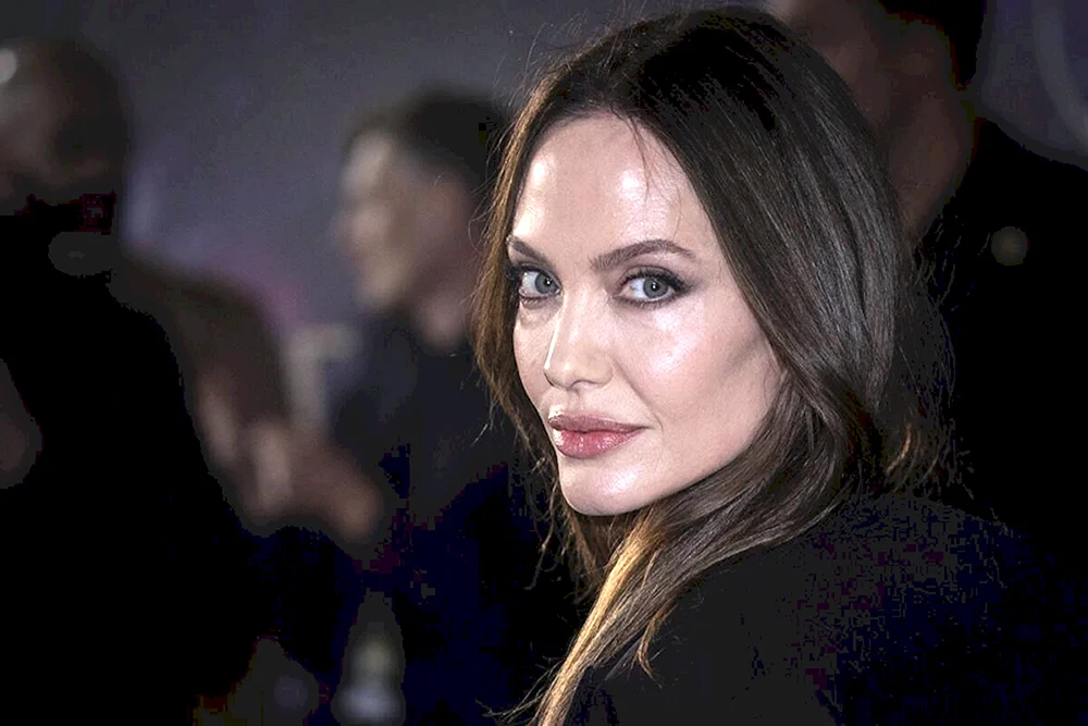 Angelina Jolie