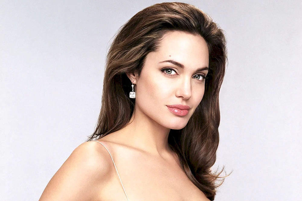 Jolie Haarfarbe
