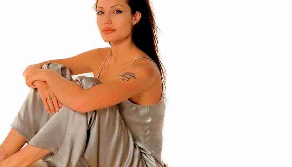Angelina Jolie
