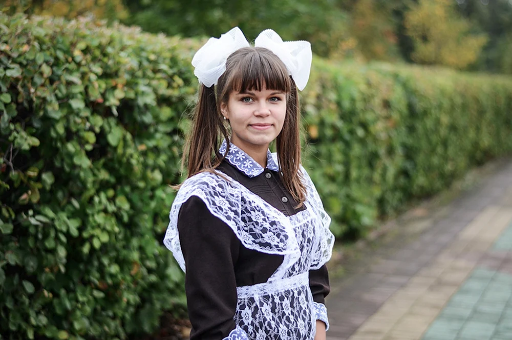 Angelina Peshkova lunalus