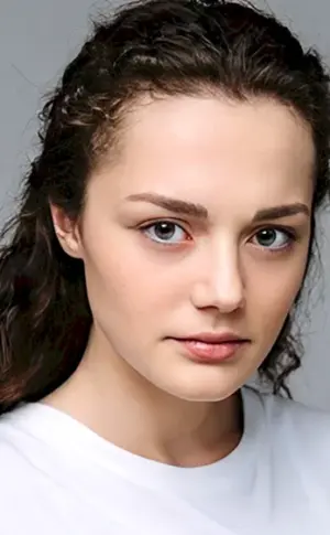 Angelina Poplavskaya Schauspielerin