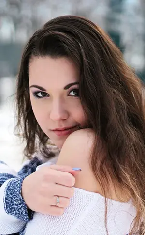 Anya Moore und Frost