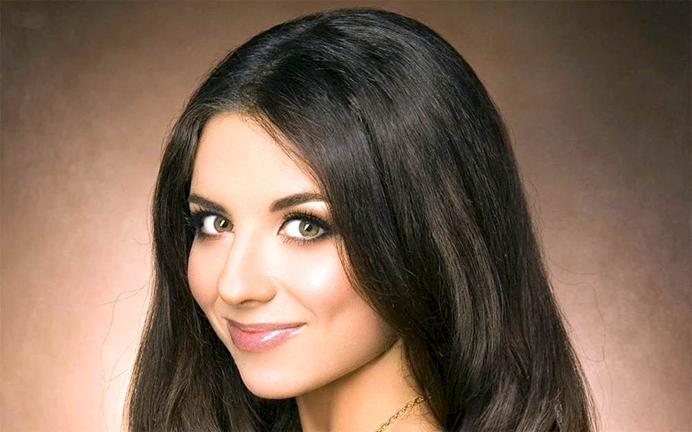 Anya Pletneva