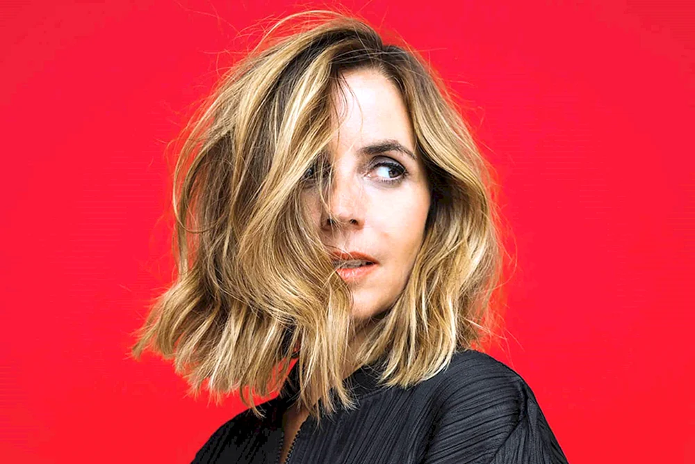 Anya Schneider DJ
