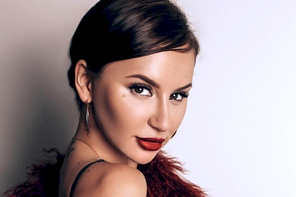 Anna Dzyuba Asti