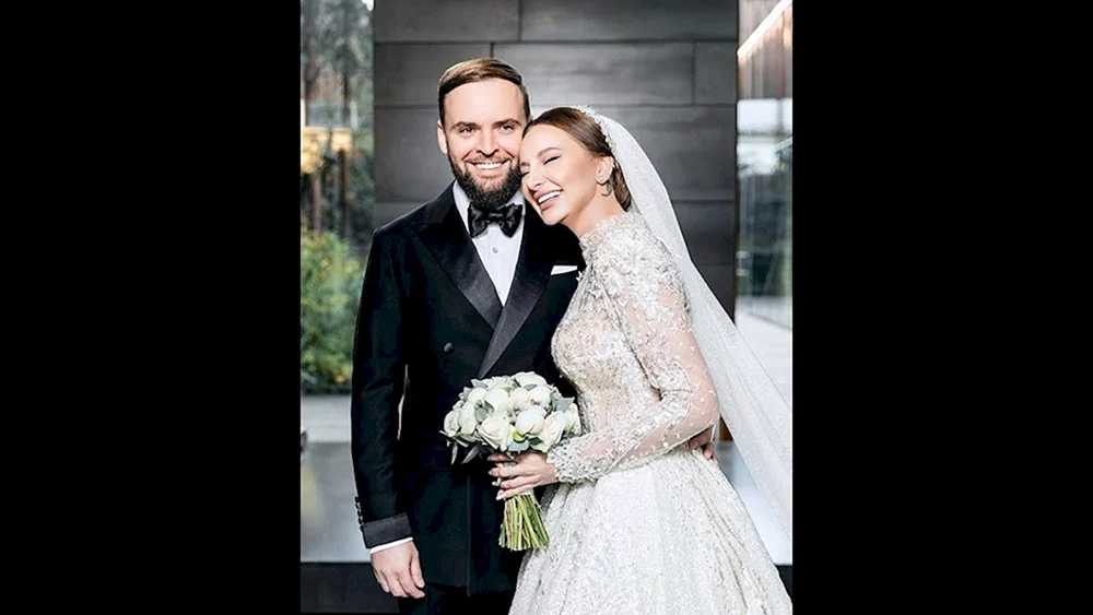 Artik Anna Dzyuba