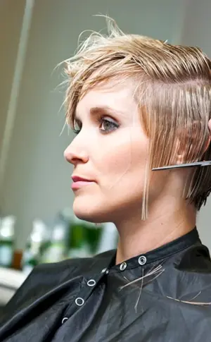 Anna Ashwood Haarschnitte