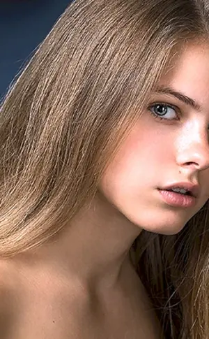 Anna Glazyrina