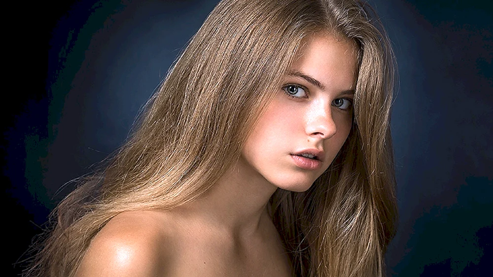 Anna Glazyrina