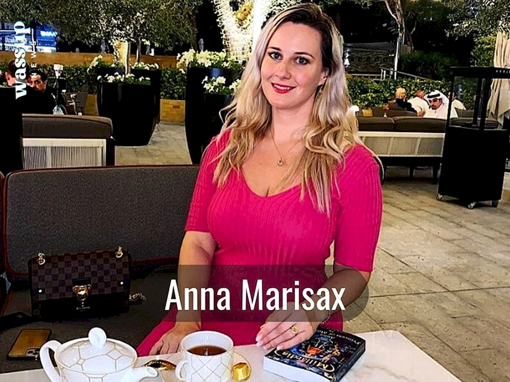 Anna Marisax