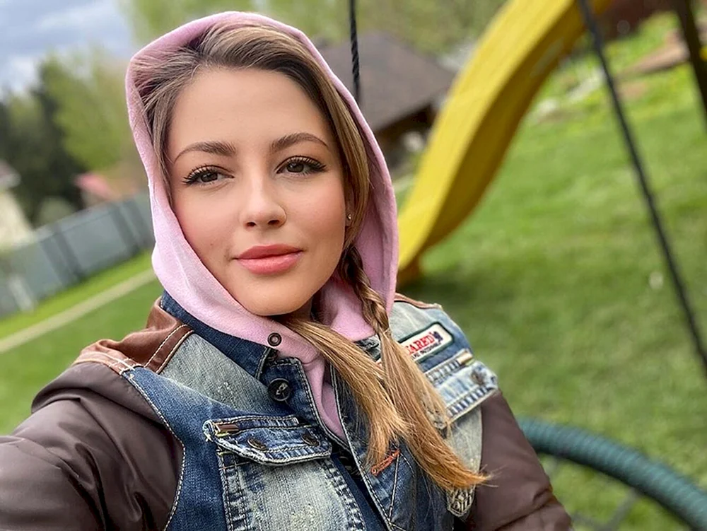 Anna Mikhailovskaya 2021
