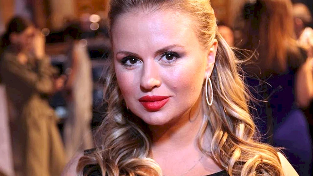 Anna Semenovich 2015